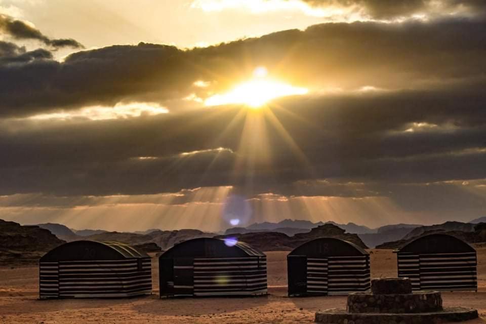 Bedouin Culture Camp Wadi Rum Bagian luar foto